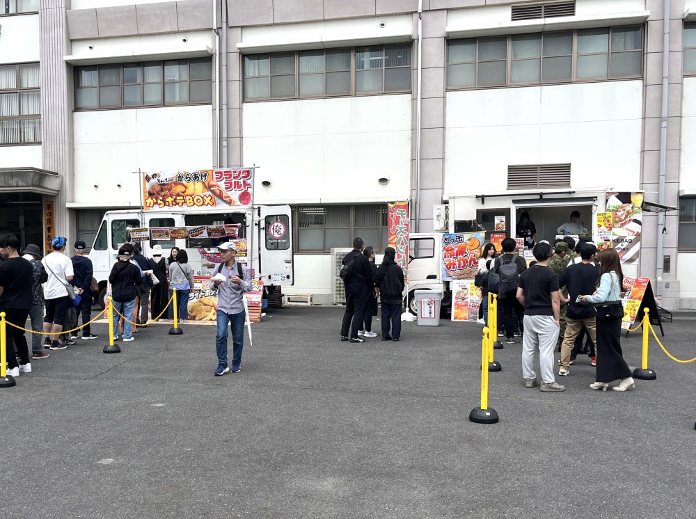4.26（日）中部方面混成団 創立19周年･大津駐屯地 創立67周年記念行事　キッチンカーによるフードコート